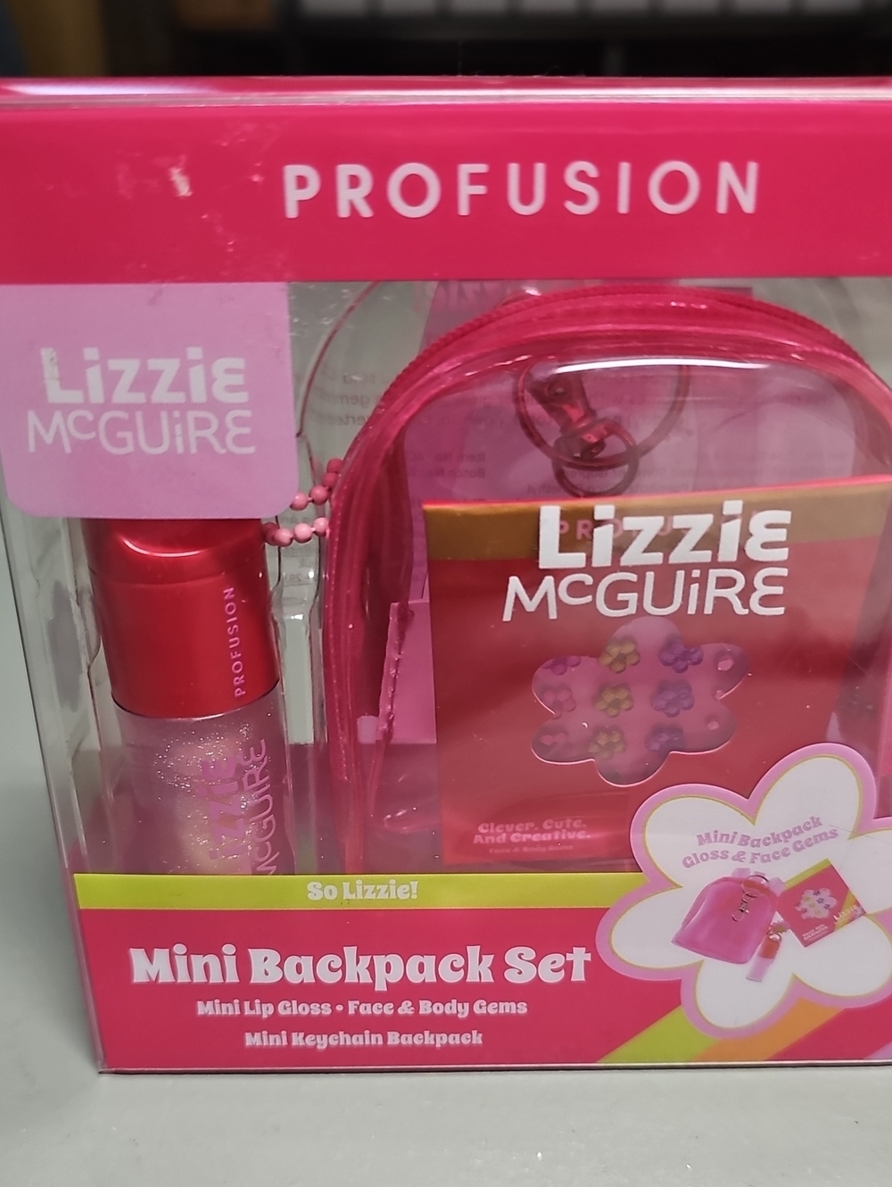 Lizzie McGuire PROFUSION Mini Backpack Set Lip Gloss Face & Body Gems NIB